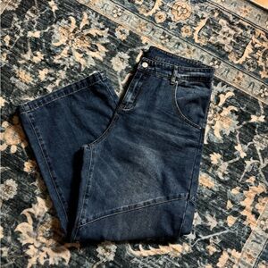 Women’s Barrel-Legged jeans. Wide cut, high waisted, comfortable. Sz 12